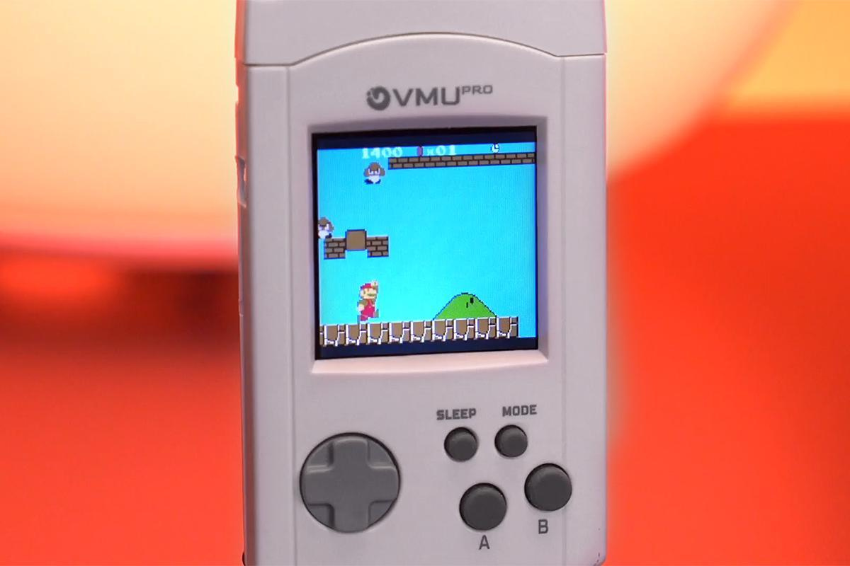 The upgraded VMU Pro turns the Dreamcast’s memory card into a handheld emulator